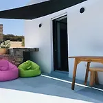 Spiti Su In Paros - Naousa Piscina Privata Villa Ambelas