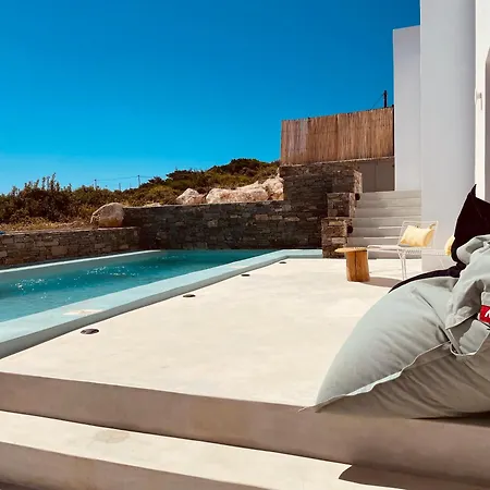 Spiti Su In Paros - Naousa Piscina Privata ヴィラ アベラス