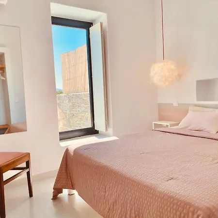 Spiti Su In Paros - Naousa Piscina Privata ヴィラ アベラス