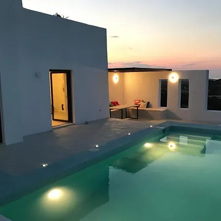 Spiti Su In Paros - Naousa Piscina Privata *